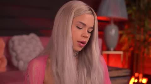 Nicky online show from 11.14.25