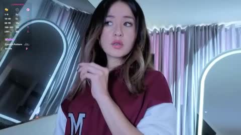 Nicky online show from 09.19.25