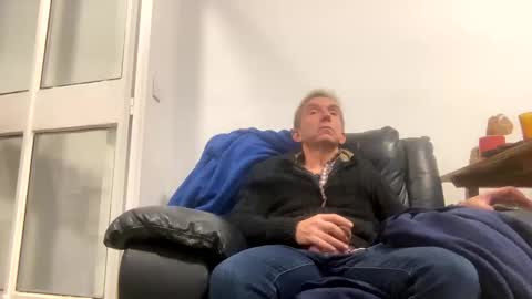 Snapshot of nico181969 chatting on 02.08.25 Nico online show from 02.08.25