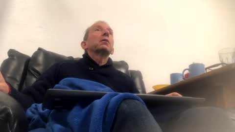 Snapshot of nico181969 chatting on 03.08.25 Nico online show from 03.08.25