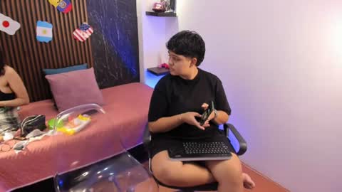 Snapshot of nico_blaze22 chatting on 06.17.26 Nico online show from 06.17.26