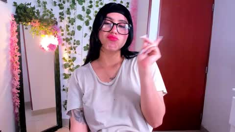 Nico online show from 10.06.25