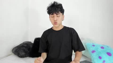 Nico  online show from 12.02.24