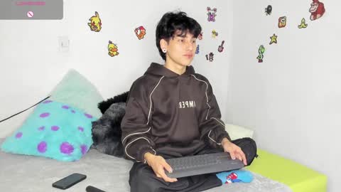 Nico  online show from 01.07.25