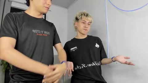 Nico  online show from 10.04.25