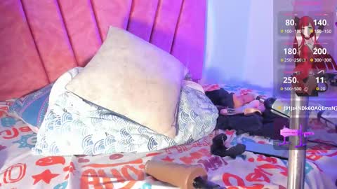 Snapshot of nicol_gil01 chatting on 03.18.26 Nicol online show from 03.18.26