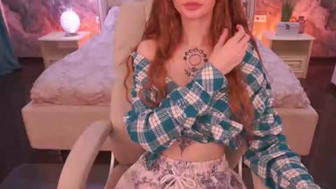 Snapshot of nicol_moonn chatting on 07.16.26 Nicol Moonn online show from 07.16.26