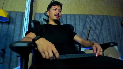 Nicolai online show from 02.13.26