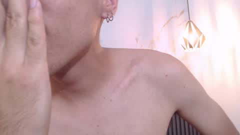 nicolasfine online show from 11.21.25