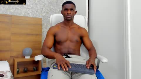 Snapshot of nicolaskan chatting on 12.02.24 Nicolas online show from 12.02.24