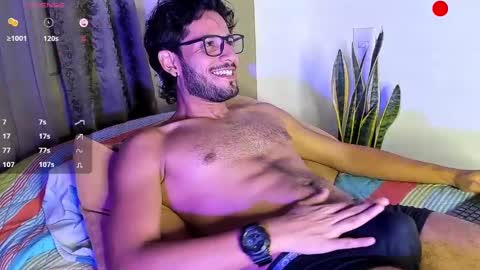 nicolasrodrii online show from 12.04.24