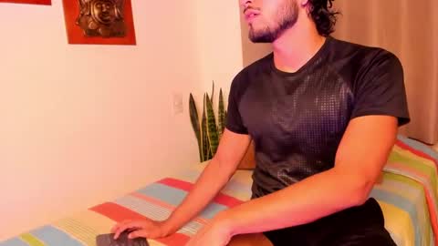 nicolasrodrii online show from 01.27.25