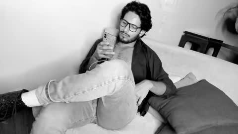 nicolasrodrii online show from 02.23.25