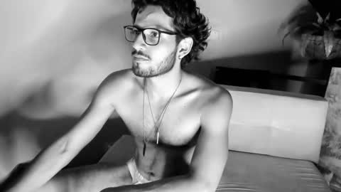 nicolasrodrii online show from 02.24.25