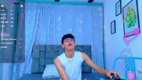 Snapshot of nicolastorres__ chatting on 07.14.26 nicolastorres__ online show from 07.14.26