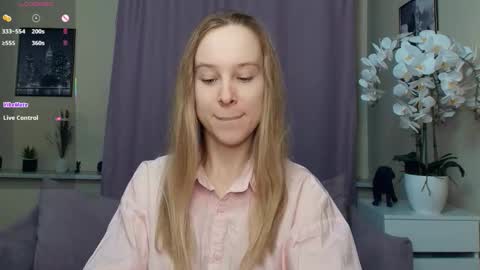 Nicoletta online show from 03.23.26