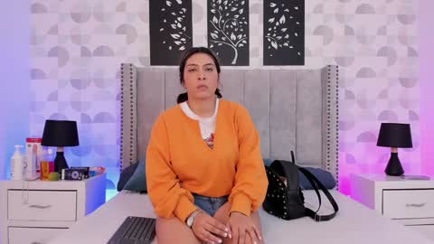 Nicole  Adam online show from 01.28.25