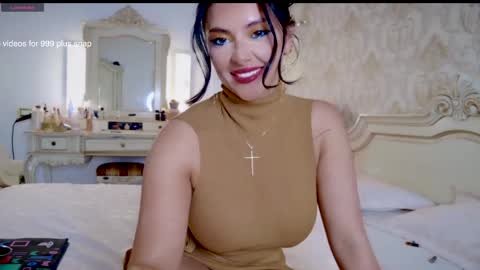 nicole online show from 04.15.26