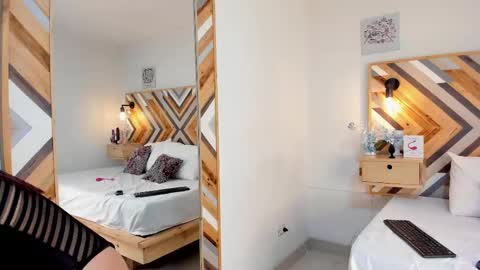 Nicole Haley online show from 02.26.25