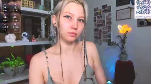 Snapshot of nicole_matt chatting on 07.26.26 Nicole online show from 07.26.26