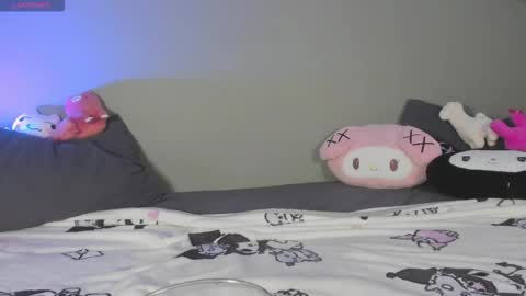 Snapshot of nicole_yo chatting on 02.14.26 Mary online show from 02.14.26