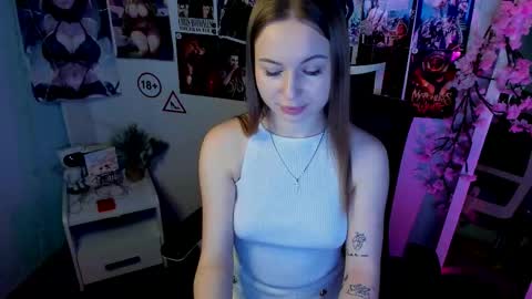 Snapshot of nicoledior_ chatting on 11.15.25 Nicole online show from 11.15.25