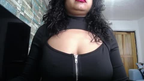 Nicole online show from 03.31.26