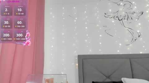 Snapshot of nicoleirisxxx chatting on 03.07.25 nicoleirisxxx online show from 03.07.25