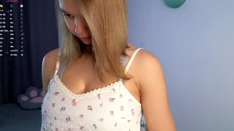 Nicole online show from 04.10.26