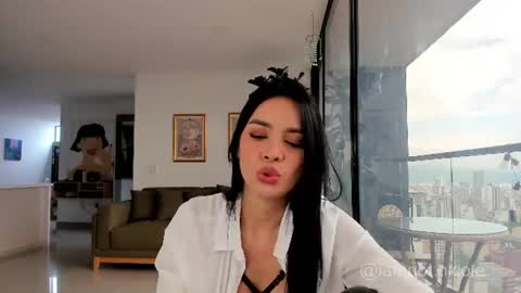 Nicole Manson online show from 06.16.26