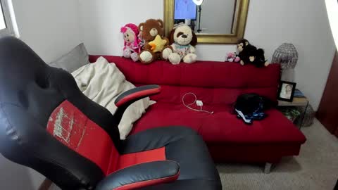 Snapshot of nicolettcolin chatting on 02.18.25 Nicolettcolin online show from 02.18.25