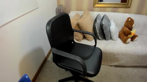 Snapshot of nicolettcolin chatting on 09.09.25 Nicolettcolin online show from 09.09.25