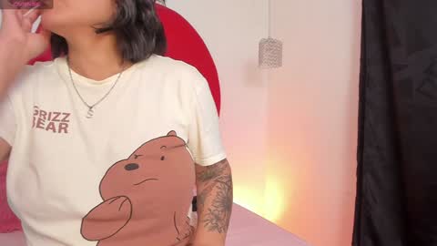 nicolette online show from 01.28.25