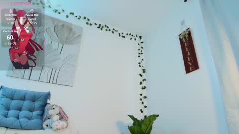 Nicolle online show from 09.22.25