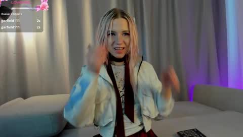 Snapshot of nicollefarrey chatting on 02.17.26 Kim online show from 02.17.26