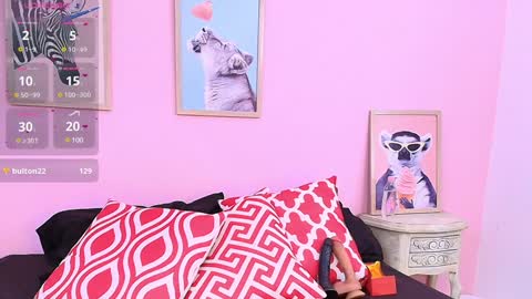 Snapshot of nicollelima chatting on 01.18.25 Nicolle Lima online show from 01.18.25