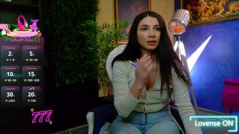 Nicolle online show from 04.07.26