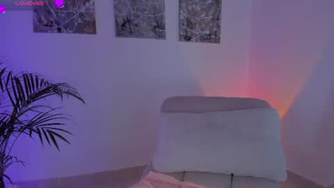 Nicollewest online show from 06.14.26
