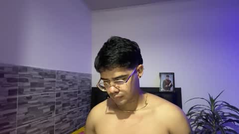 nicvelez22 online show from 03.18.26