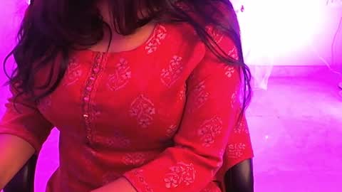 Snapshot of nightqueen107446 chatting on 02.18.25 nightqueen107446 online show from 02.18.25