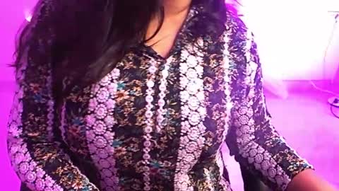 Snapshot of nightqueen107446 chatting on 02.21.25 nightqueen107446 online show from 02.21.25