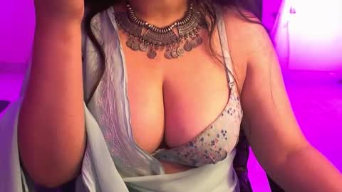 Snapshot of nightqueen107446 chatting on 10.09.25 nightqueen107446 online show from 10.09.25