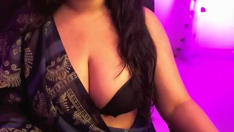 Snapshot of nightqueen107446 chatting on 10.23.25 nightqueen107446 online show from 10.23.25