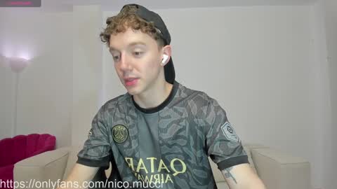 Snapshot of niico_18 chatting on 12.31.24 Nicolas Mucci online show from 12.31.24