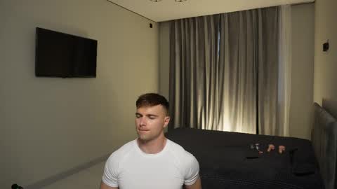 Nik online show from 05.19.26