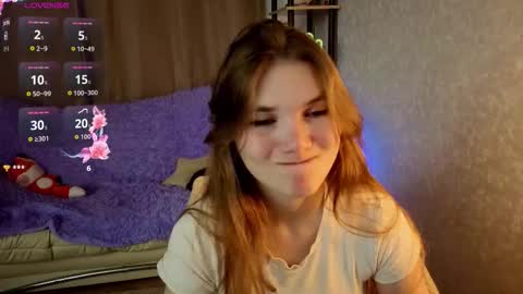 Snapshot of nika_omg chatting on 09.22.25 Nika online show from 09.22.25