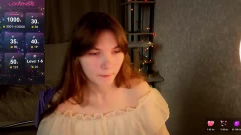 Snapshot of nika_omg chatting on 11.24.25 Nika online show from 11.24.25