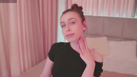 Snapshot of nikaletta chatting on 05.01.26 Nika online show from 05.01.26