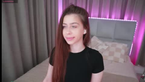 Snapshot of nikaletta chatting on 06.06.26 Nika online show from 06.06.26