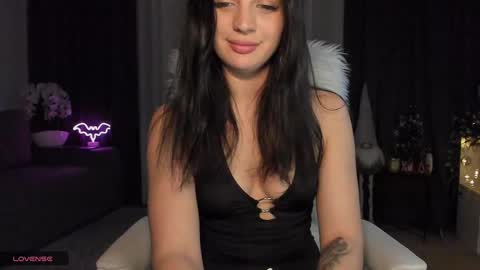 Nika online show from 01.06.25